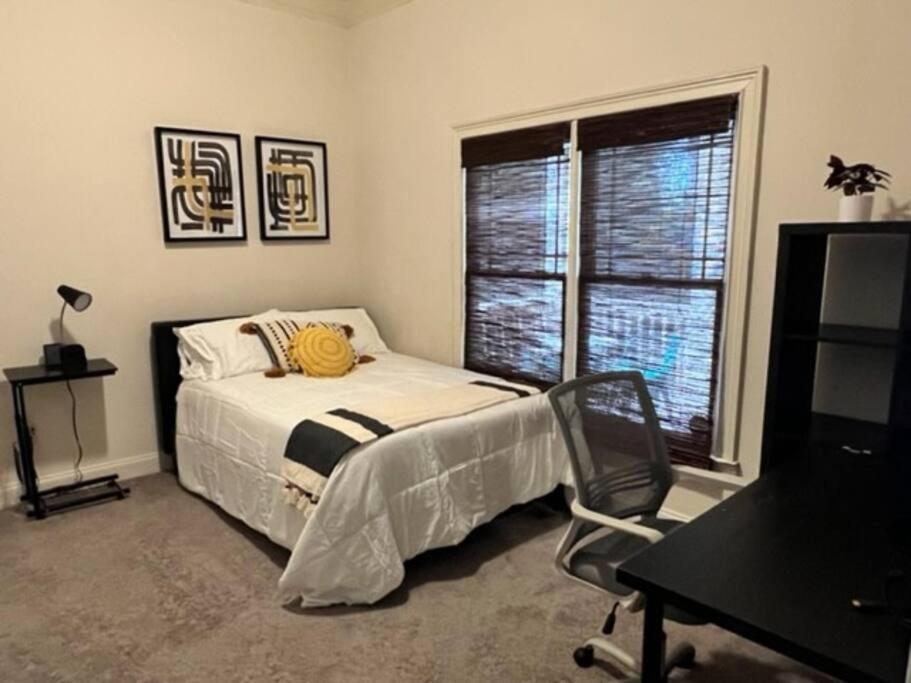 Quiet & Cozy 4Bd, 3Ba Family Home アトランタ エクステリア 写真
